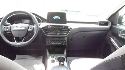 2022 Ford Escape SE - Photo 3 - Quincy, IL 62305