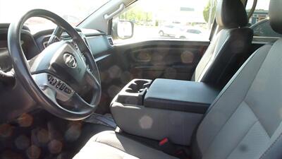 2019 Nissan Titan XD S - Photo 2 - Quincy, IL 62305