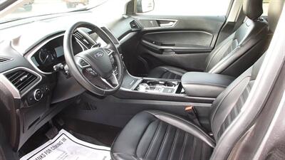 2019 Ford Edge SEL   - Photo 2 - Quincy, IL 62305