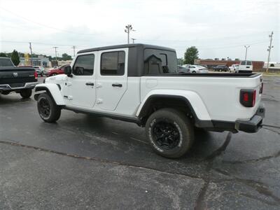 2021 Jeep Gladiator Willys   - Photo 2 - Quincy, IL 62305