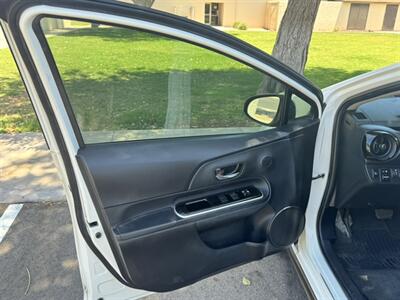 2018 Toyota Prius c Two - Photo 11 - Mesa, AZ 85210