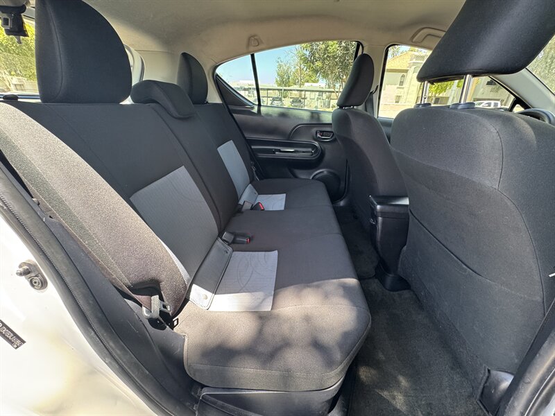 2018 Toyota Prius c Two - Photo 16 - Mesa, AZ 85210