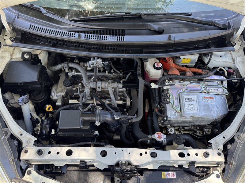 2018 Toyota Prius c Two - Photo 29 - Mesa, AZ 85210
