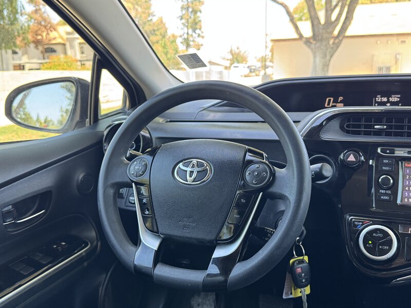 2018 Toyota Prius c Two - Photo 21 - Mesa, AZ 85210