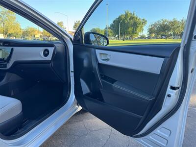 2017 Toyota Corolla LE   - Photo 12 - Mesa, AZ 85210