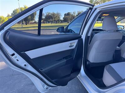 2017 Toyota Corolla LE   - Photo 16 - Mesa, AZ 85210