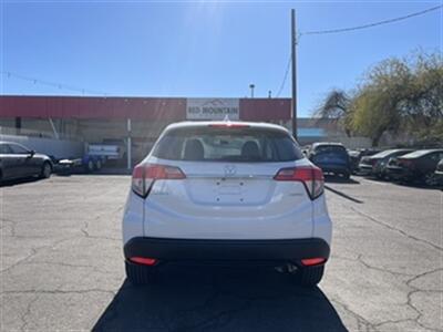 2022 Honda HR-V LX   - Photo 4 - Mesa, AZ 85210