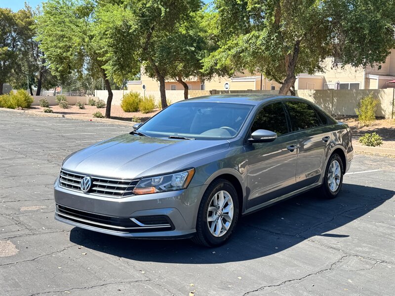 2018 Volkswagen Passat S - Photo 7