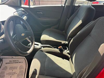 2020 Chevrolet Trax LS   - Photo 10 - Mesa, AZ 85210