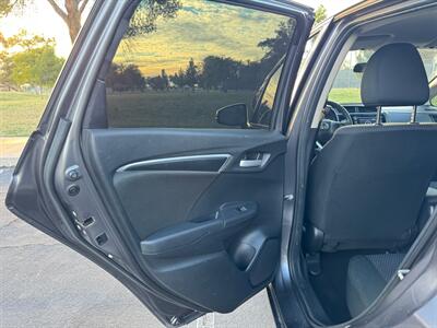 2018 Honda Fit LX - Photo 16 - Mesa, AZ 85210