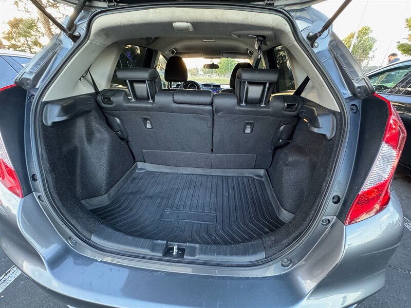 2018 Honda Fit LX - Photo 24 - Mesa, AZ 85210