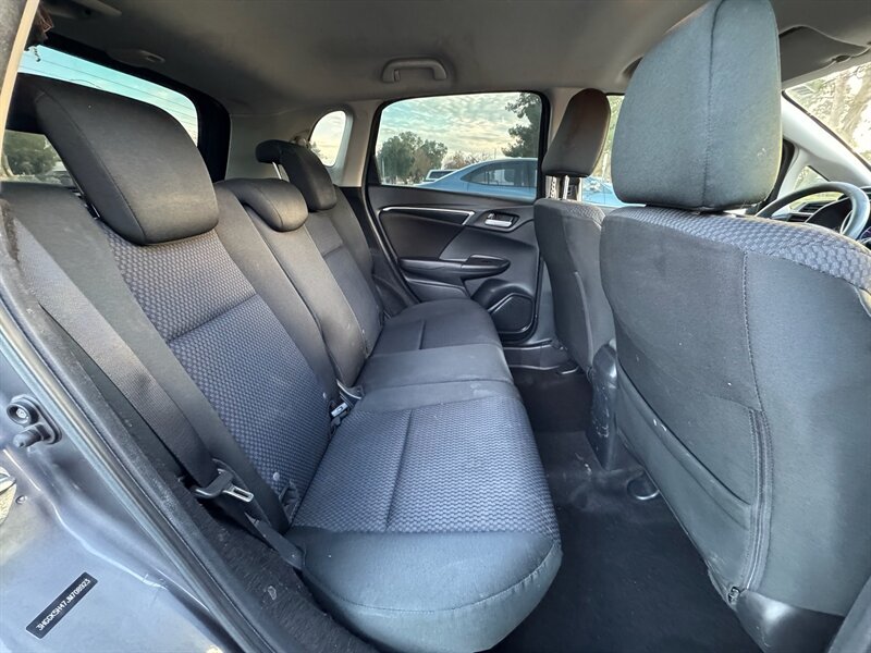 2018 Honda Fit LX - Photo 13 - Mesa, AZ 85210