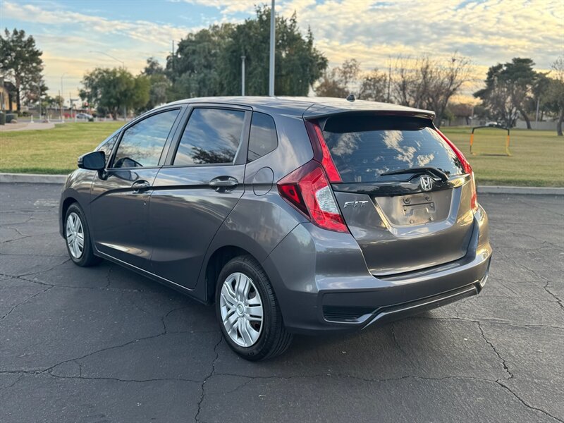 2018 Honda Fit LX - Photo 5 - Mesa, AZ 85210