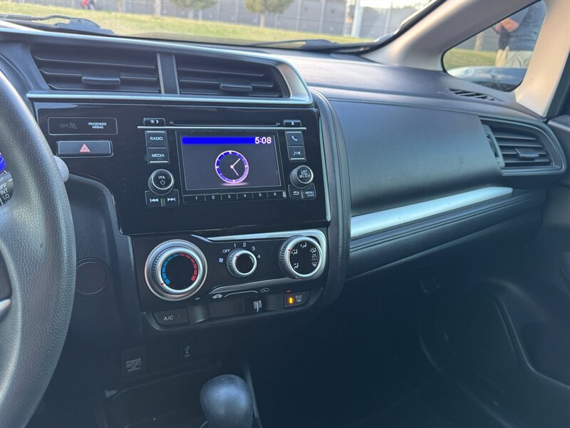 2018 Honda Fit LX - Photo 21 - Mesa, AZ 85210