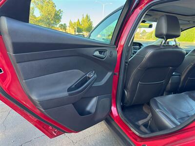 2012 Ford Focus Titanium   - Photo 16 - Mesa, AZ 85210