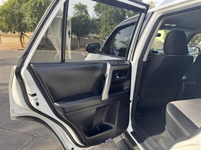 2015 Toyota 4Runner SR5   - Photo 15 - Mesa, AZ 85210