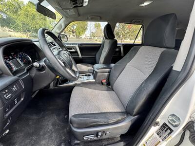 2015 Toyota 4Runner SR5   - Photo 9 - Mesa, AZ 85210