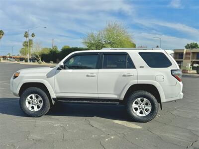 2015 Toyota 4Runner SR5   - Photo 6 - Mesa, AZ 85210