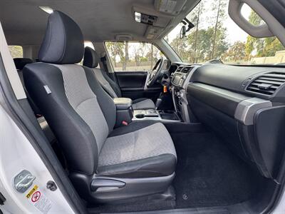 2015 Toyota 4Runner SR5   - Photo 11 - Mesa, AZ 85210