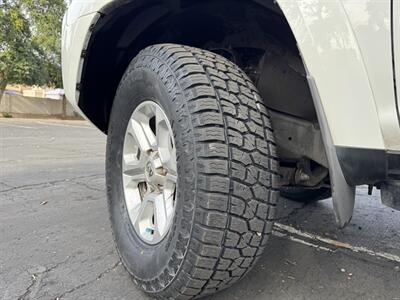 2015 Toyota 4Runner SR5   - Photo 25 - Mesa, AZ 85210