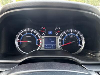 2015 Toyota 4Runner SR5   - Photo 17 - Mesa, AZ 85210