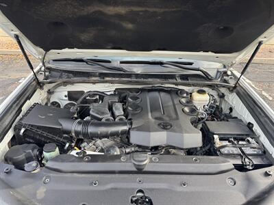 2015 Toyota 4Runner SR5   - Photo 24 - Mesa, AZ 85210