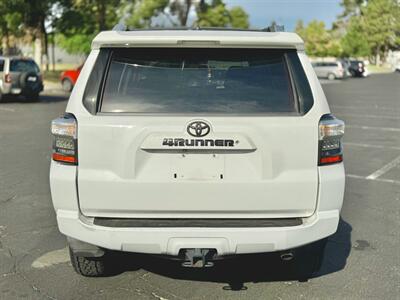 2015 Toyota 4Runner SR5   - Photo 4 - Mesa, AZ 85210