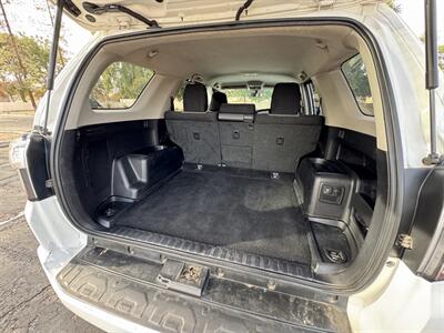2015 Toyota 4Runner SR5   - Photo 23 - Mesa, AZ 85210