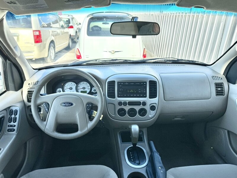 2006 Ford Escape XLT - Photo 5 - Mesa, AZ 85210