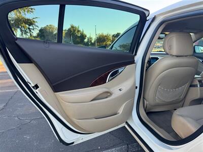 2011 Buick LaCrosse CXL   - Photo 17 - Mesa, AZ 85210