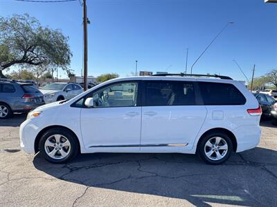2014 Toyota Sienna LE 8-Passenger   - Photo 2 - Mesa, AZ 85210