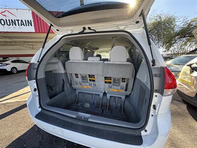 2014 Toyota Sienna LE 8-Passenger   - Photo 20 - Mesa, AZ 85210