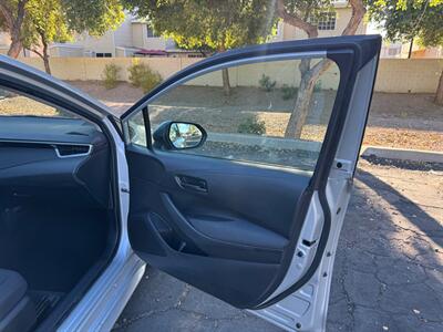 2022 Toyota Corolla LE   - Photo 14 - Mesa, AZ 85210