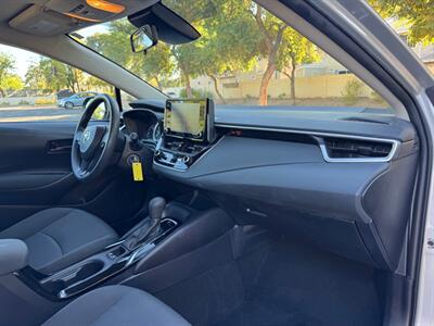 2022 Toyota Corolla LE   - Photo 12 - Mesa, AZ 85210