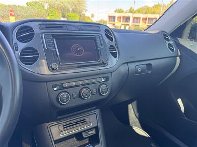2017 Volkswagen Tiguan 2.0T Sport   - Photo 21 - Mesa, AZ 85210