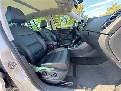 2017 Volkswagen Tiguan 2.0T Sport   - Photo 11 - Mesa, AZ 85210