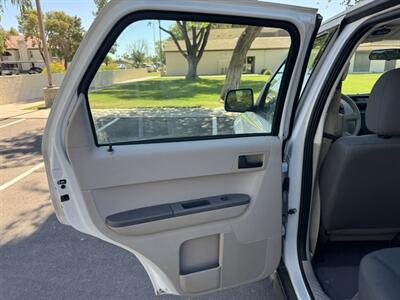 2009 Ford Escape XLS - Photo 18 - Mesa, AZ 85210