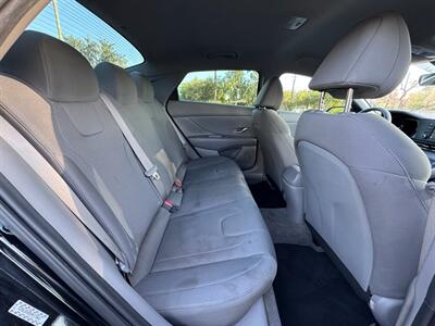 2023 Hyundai ELANTRA SE   - Photo 13 - Mesa, AZ 85210
