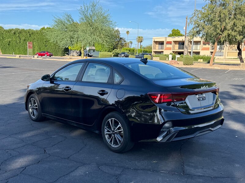 2023 Kia Forte LXS - Photo 5 - Mesa, AZ 85210