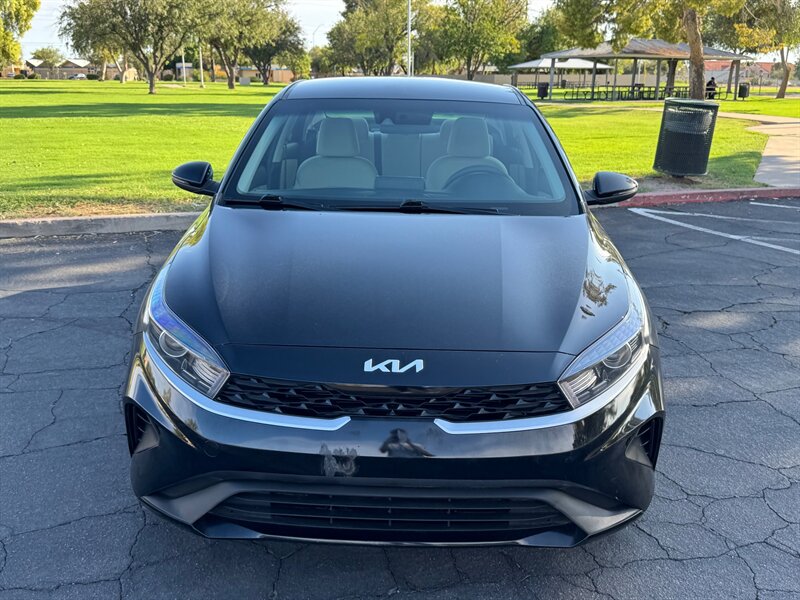 2023 Kia Forte LXS - Photo 8 - Mesa, AZ 85210