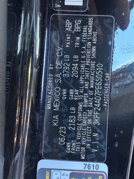2023 Kia Forte LXS - Photo 29 - Mesa, AZ 85210