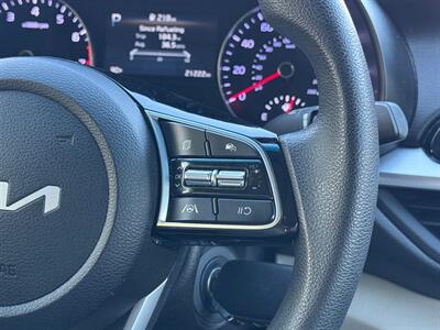 2023 Kia Forte LXS - Photo 23 - Mesa, AZ 85210