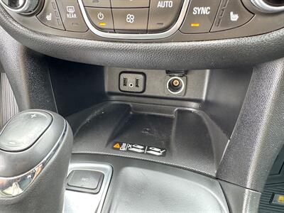 2018 Chevrolet Equinox Premier   - Photo 25 - Mesa, AZ 85210