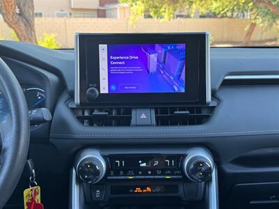 2024 Toyota RAV4 Hybrid LE - Photo 24 - Mesa, AZ 85210