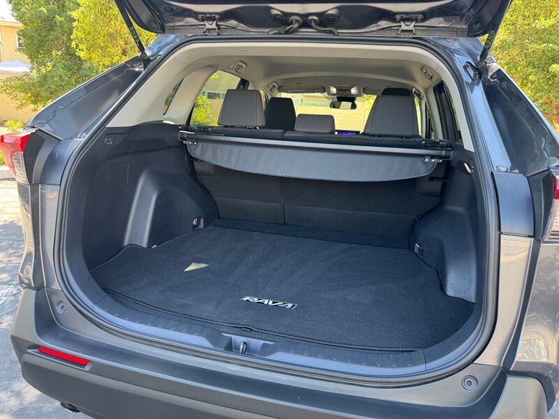 2024 Toyota RAV4 Hybrid LE - Photo 27 - Mesa, AZ 85210