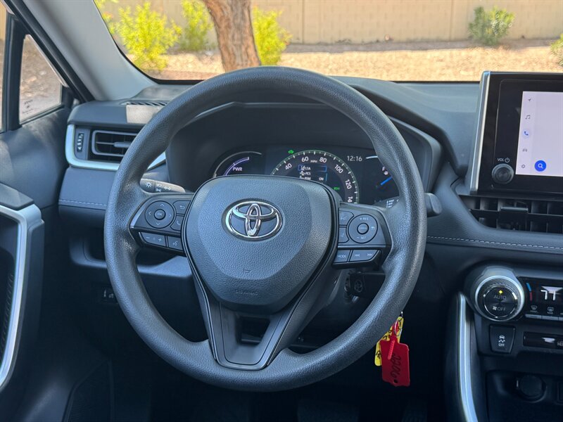 2024 Toyota RAV4 Hybrid LE - Photo 20 - Mesa, AZ 85210