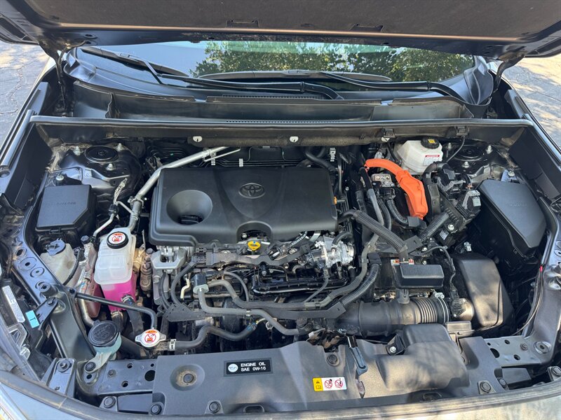 2024 Toyota RAV4 Hybrid LE - Photo 28 - Mesa, AZ 85210