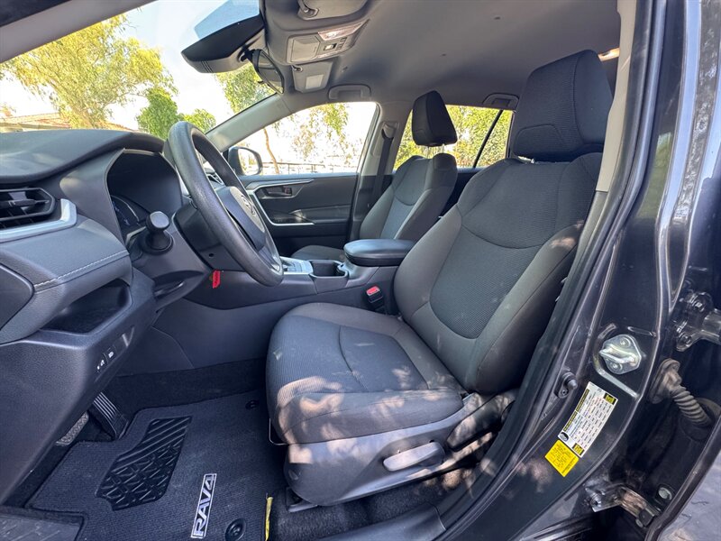 2024 Toyota RAV4 Hybrid LE - Photo 10 - Mesa, AZ 85210