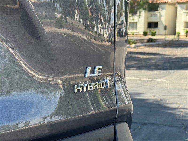 2024 Toyota RAV4 Hybrid LE - Photo 29 - Mesa, AZ 85210