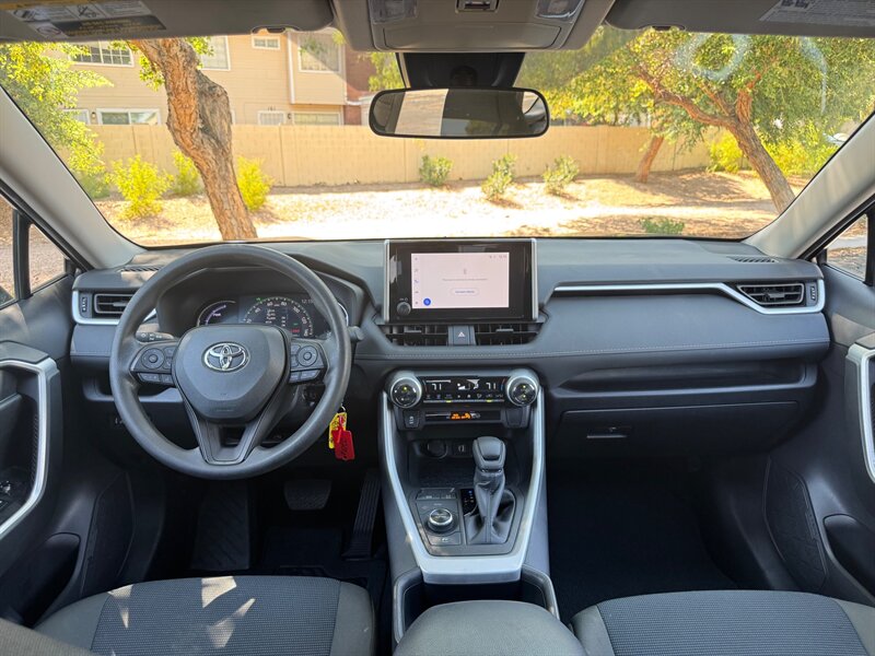 2024 Toyota RAV4 Hybrid LE - Photo 19 - Mesa, AZ 85210